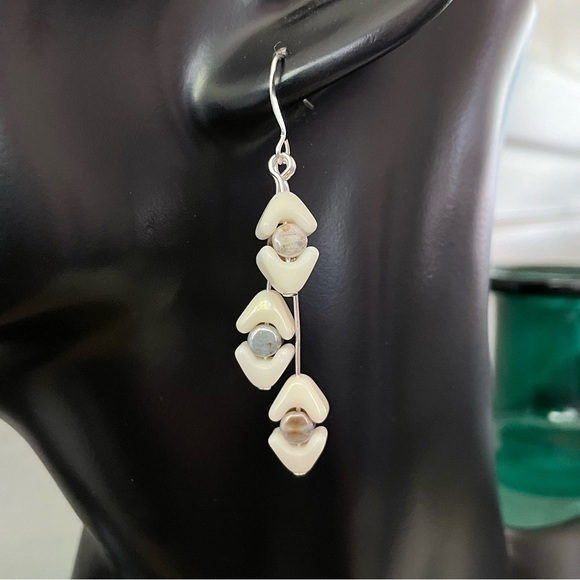 2/$29 Handmade Cream & Grey Glass Bead Dangle Earrings 2.25” Geometric - Picture 1 of 4